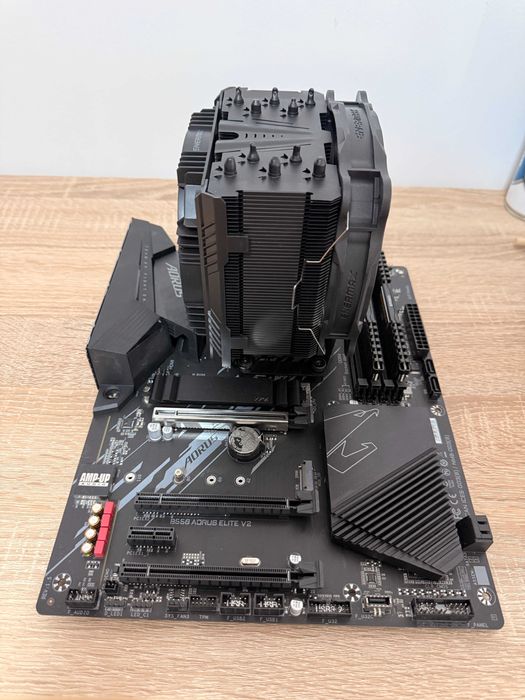 Kit - Ryzen 5700X3D | B550 Aorus Elite V2 | 32GB RAM