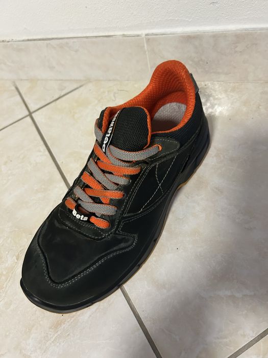 Papuci de munca pt barbati