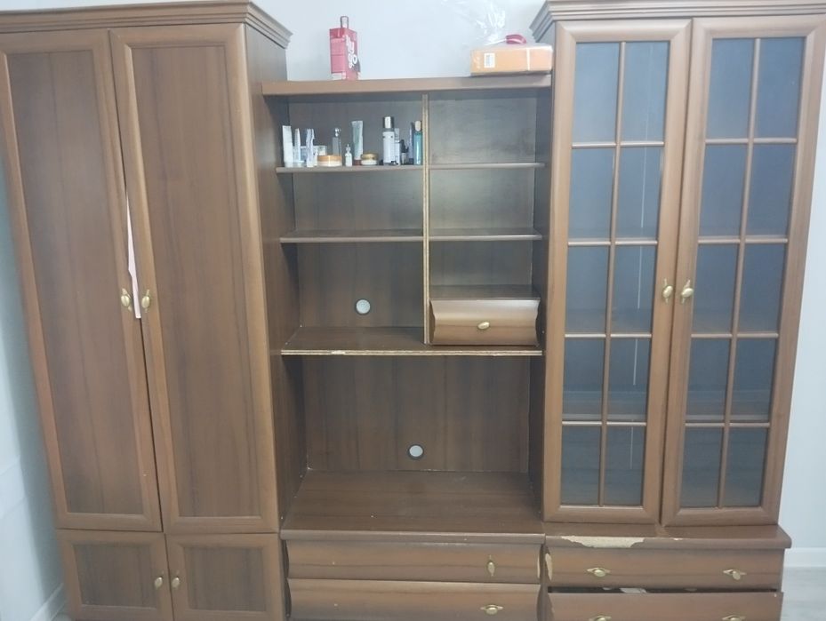 Горка поставка под телевизор