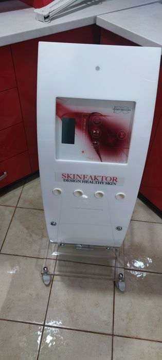 Dermia Skinfaktor Aparat Profesioanal Anti-aging