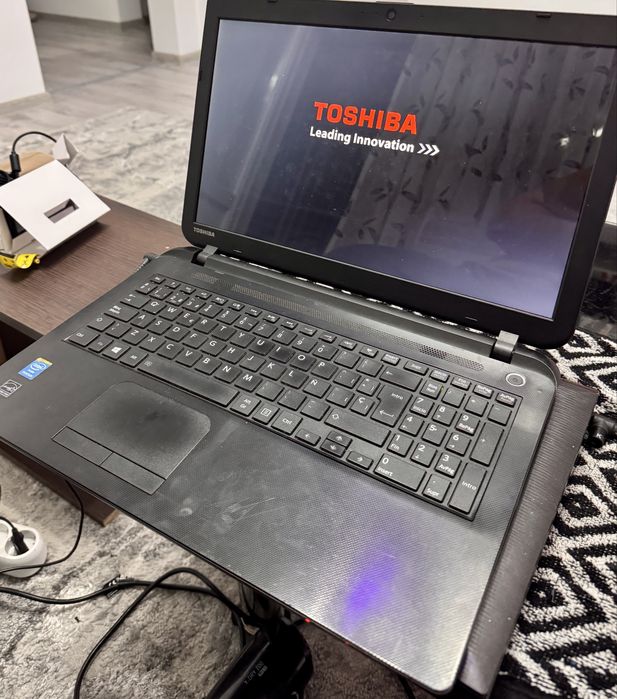 Laptop Toshiba Satellite C50-B-12L