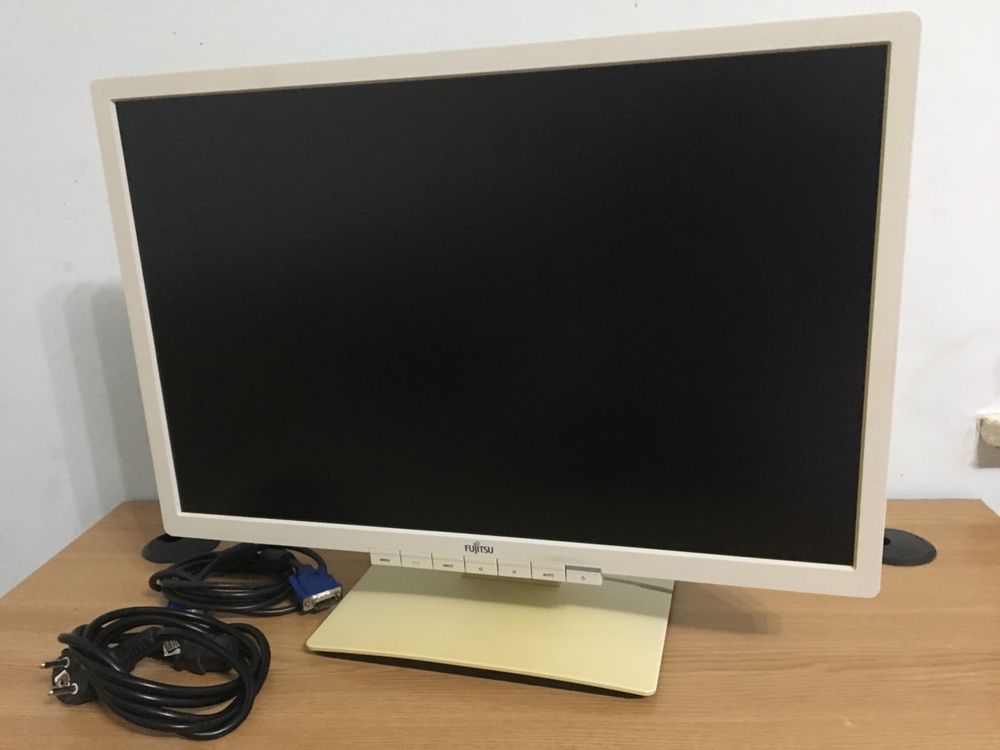 Monitor Fujitsu LED 22"