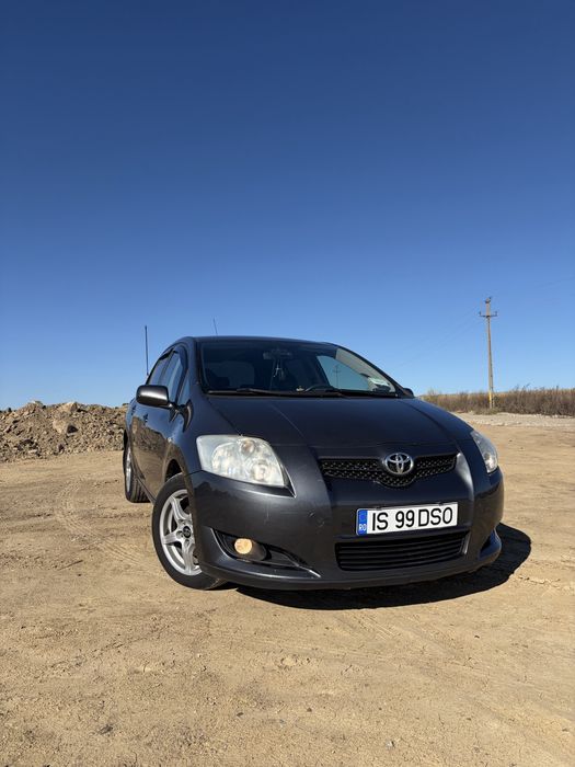 Toyota Auris I 1.4 D-4D (90 CP)