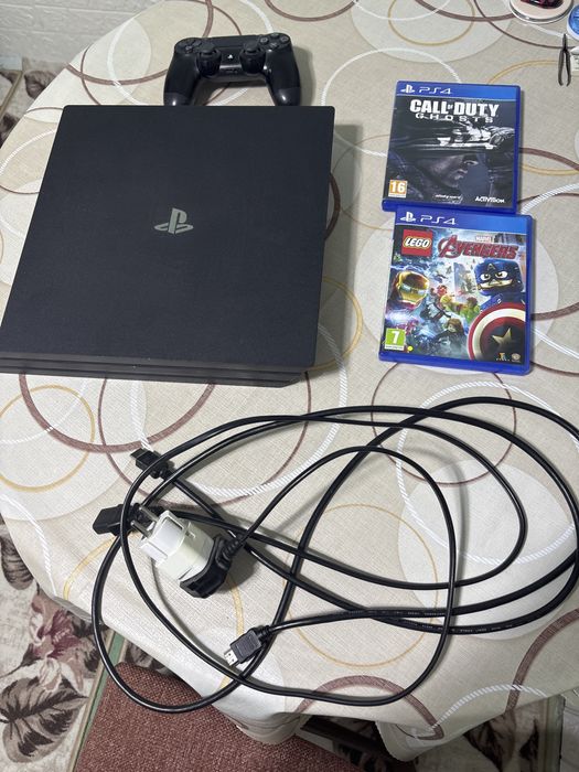 Playstation 4 pro 1TB