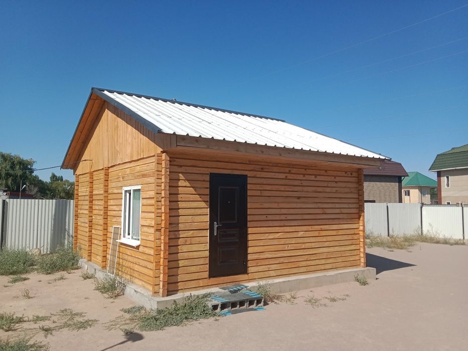 Продам Дом можно Баню  из лечебного Бруса