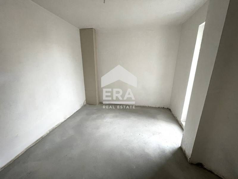 Продава се Двустаен апартамент в Кърджали, Възрожденци - 70 кв.м за 671 €/кв.м - Снимка #5