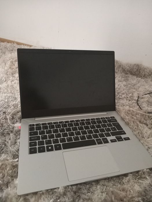 Leptop samsung galaxy