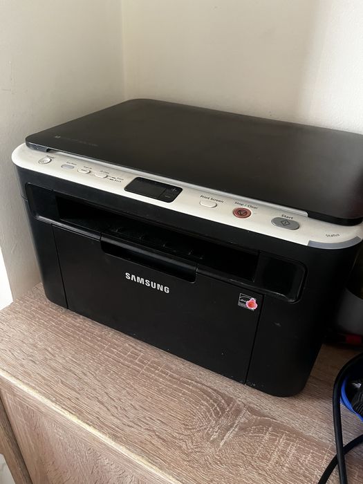 Мфу принтер -ксерокс -скан.