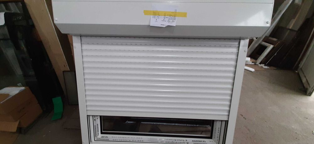 RULOURI Aluminiu si Usi de garaj rezidentiale SECTIONALE