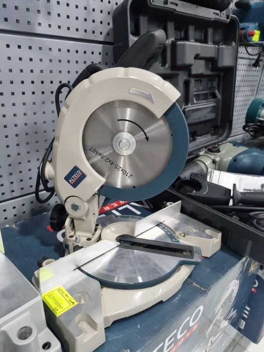 Торцовочная пила ALTECO MS 1400 ручная мини. год гарантии