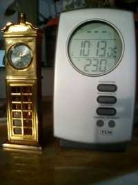 2 ceasuri din care unul cu termometru