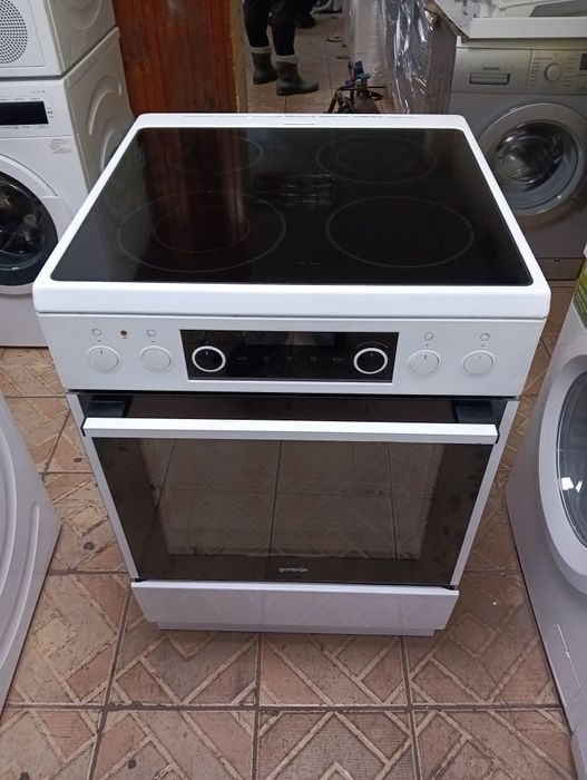 Свободно стояща печка скерамичен плот Gorenje с 2 години гаранция!