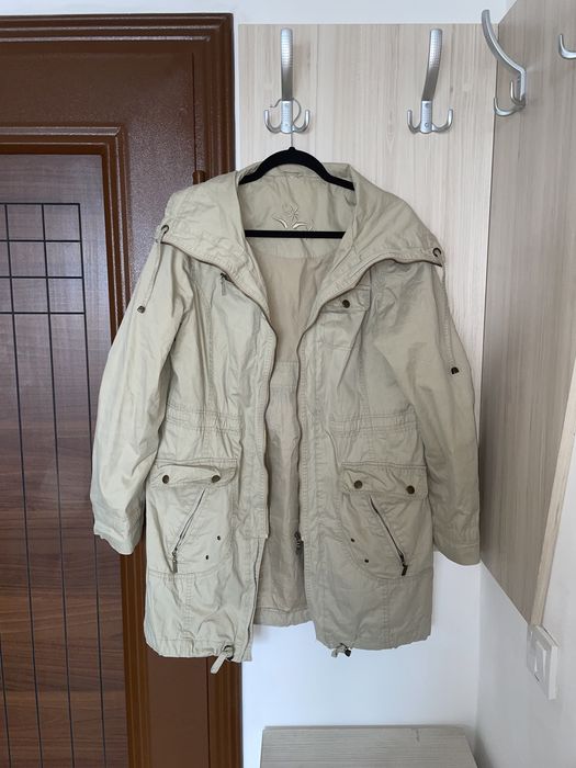 Тънко Бежово Яке Качествено