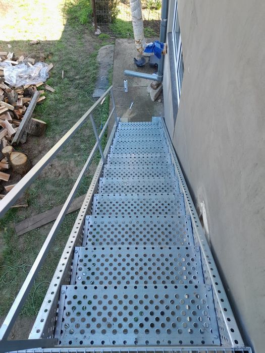 Scara metalica zincata de exterior 5m