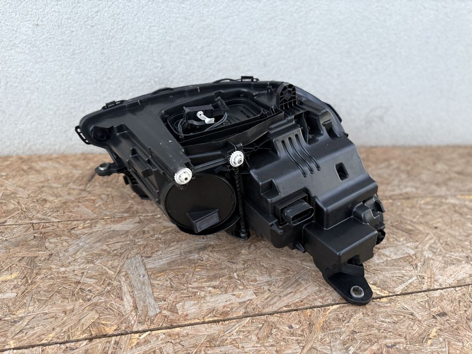 Far stanga Mercedes E Class W213 LED Hight Performance Original Europa