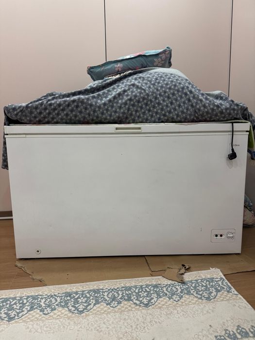 Морозильник в хорошпм состояний