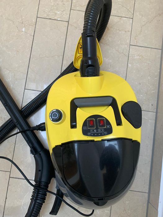 Aspirator curatator cu aburi -karcher