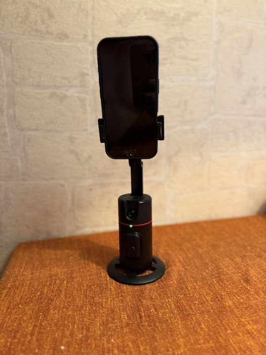 Suport telefon rotativ 360 cu Stabilizare bluetooth si foto automat