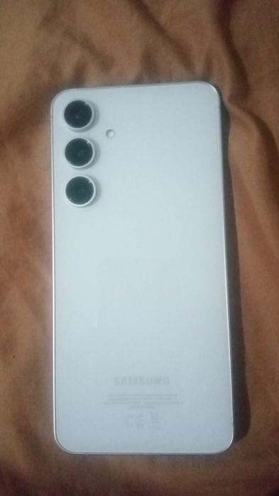 Продам тел Samsung S24 fe