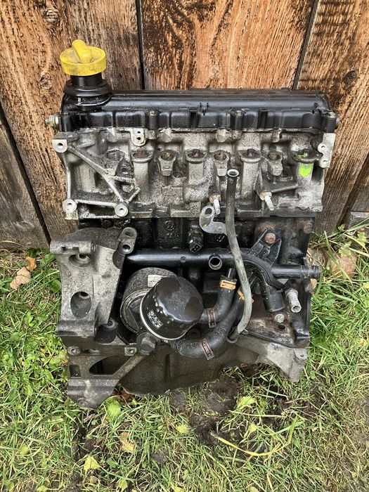 Vând motor renault clio 1.5 diesel 2005
