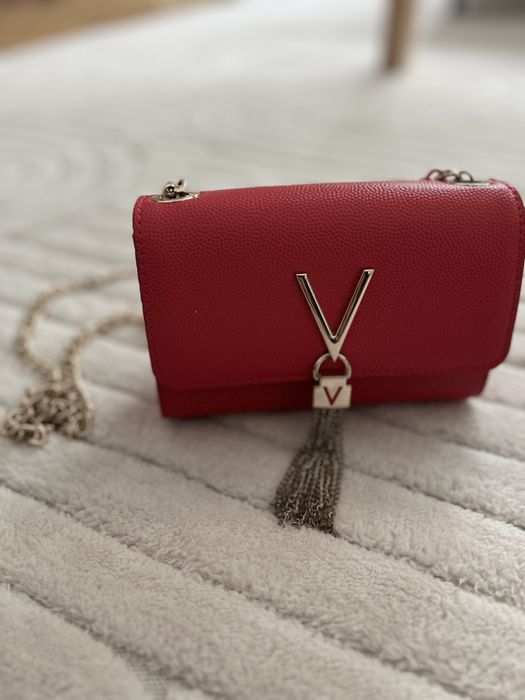 Чантичка Valentino