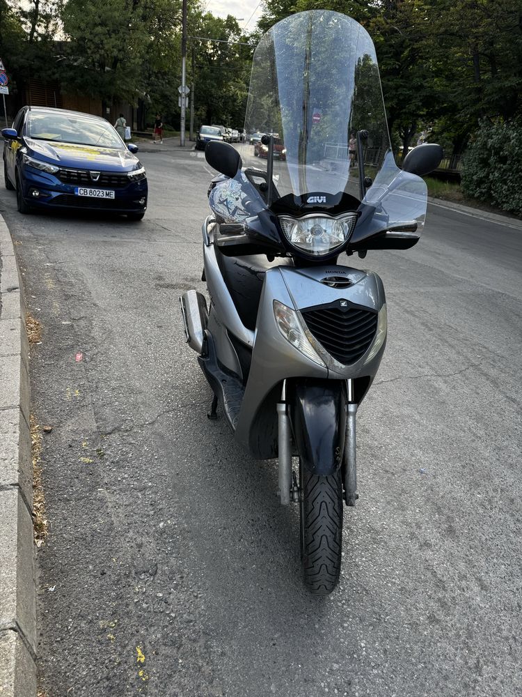 Honda sh 150 2007 година