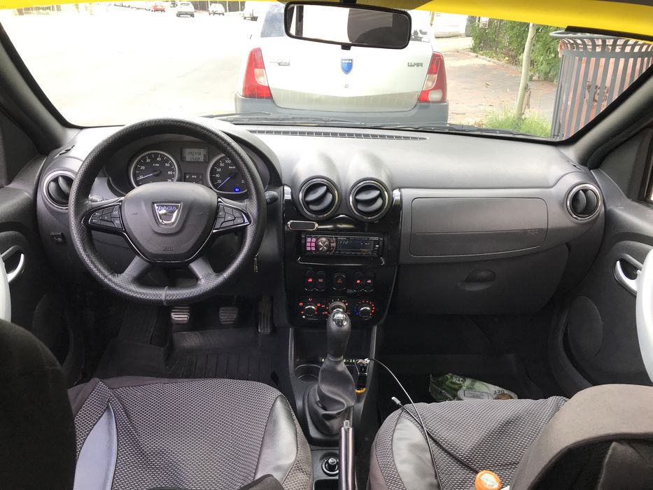 Inchirieri auto Dacia Logan 2007-2011 motor 1,6 GPL , Delivery