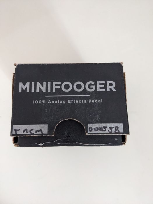Moog Minifioger MF - Trem V1 pedală chitară