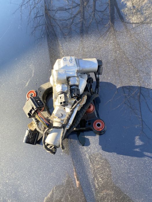 Bloc valve dynamic drive pompa suspensie BMW F07 F10 F11 F06 F01 F02