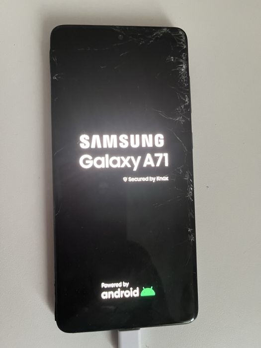 Самсунг А71 продам срочно