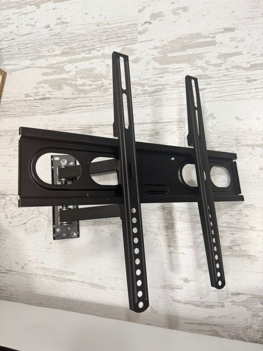 Стойка за телевизор за стена