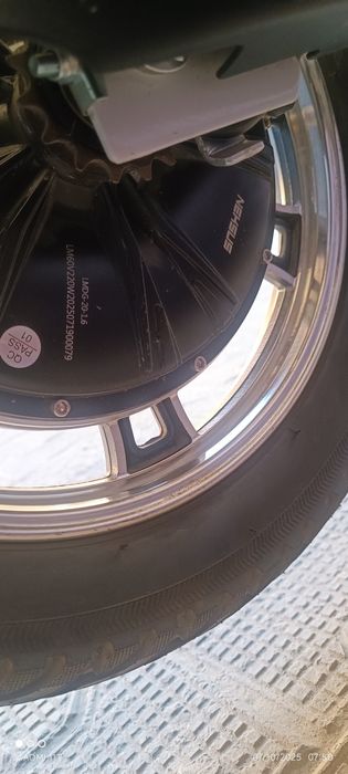 NEKSUS Elektron Skuter