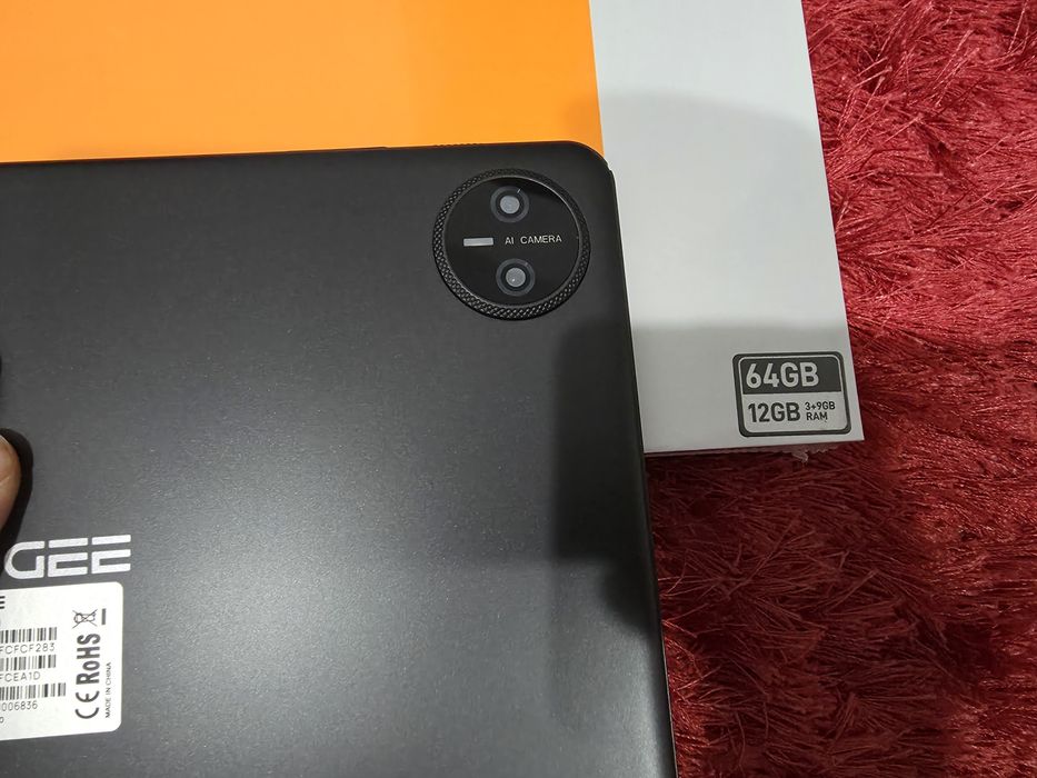 -Doogee Tab A9, Nou, 64Gb, 3Ram+9 extins, Negru, 0 cicluri incarcare,