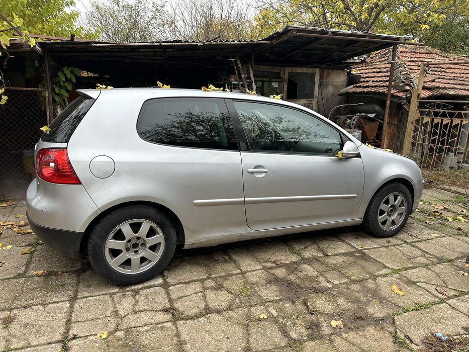 Голф 5 На части