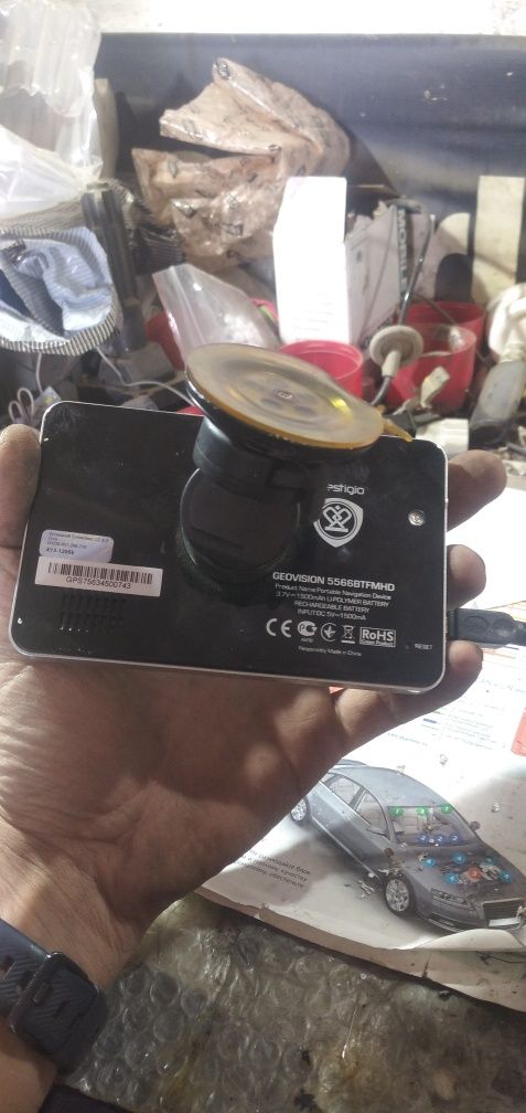 Продам GPS навигатор Prestigio 5"