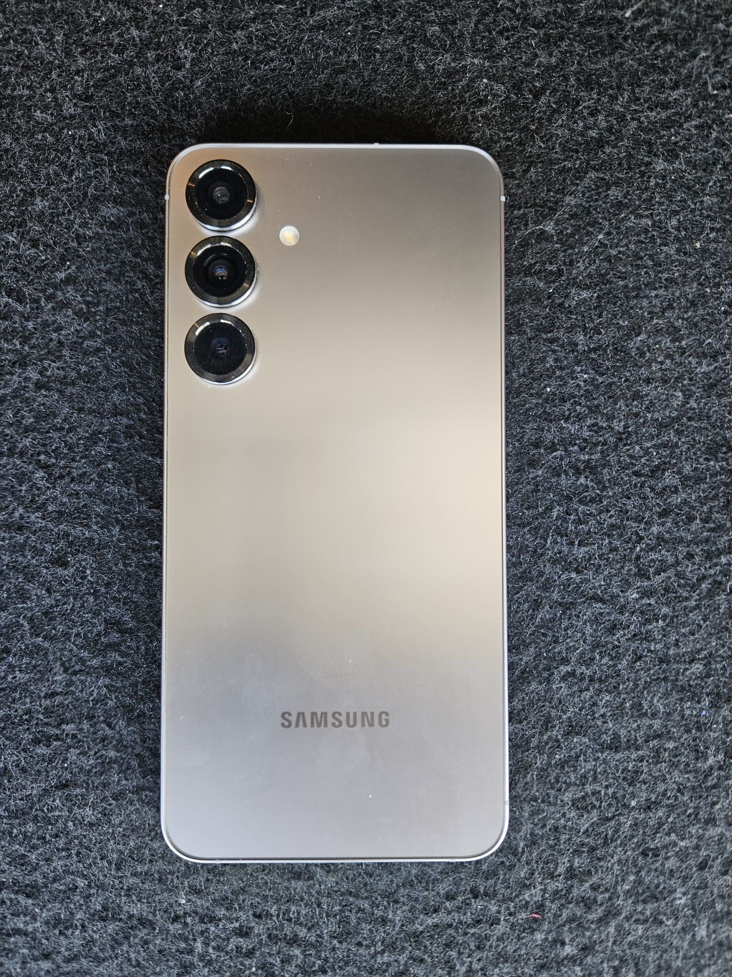 Vând/Schimb Samsung S25 Plus 5g 512g Silver Ca Nou Dual Sim Liber