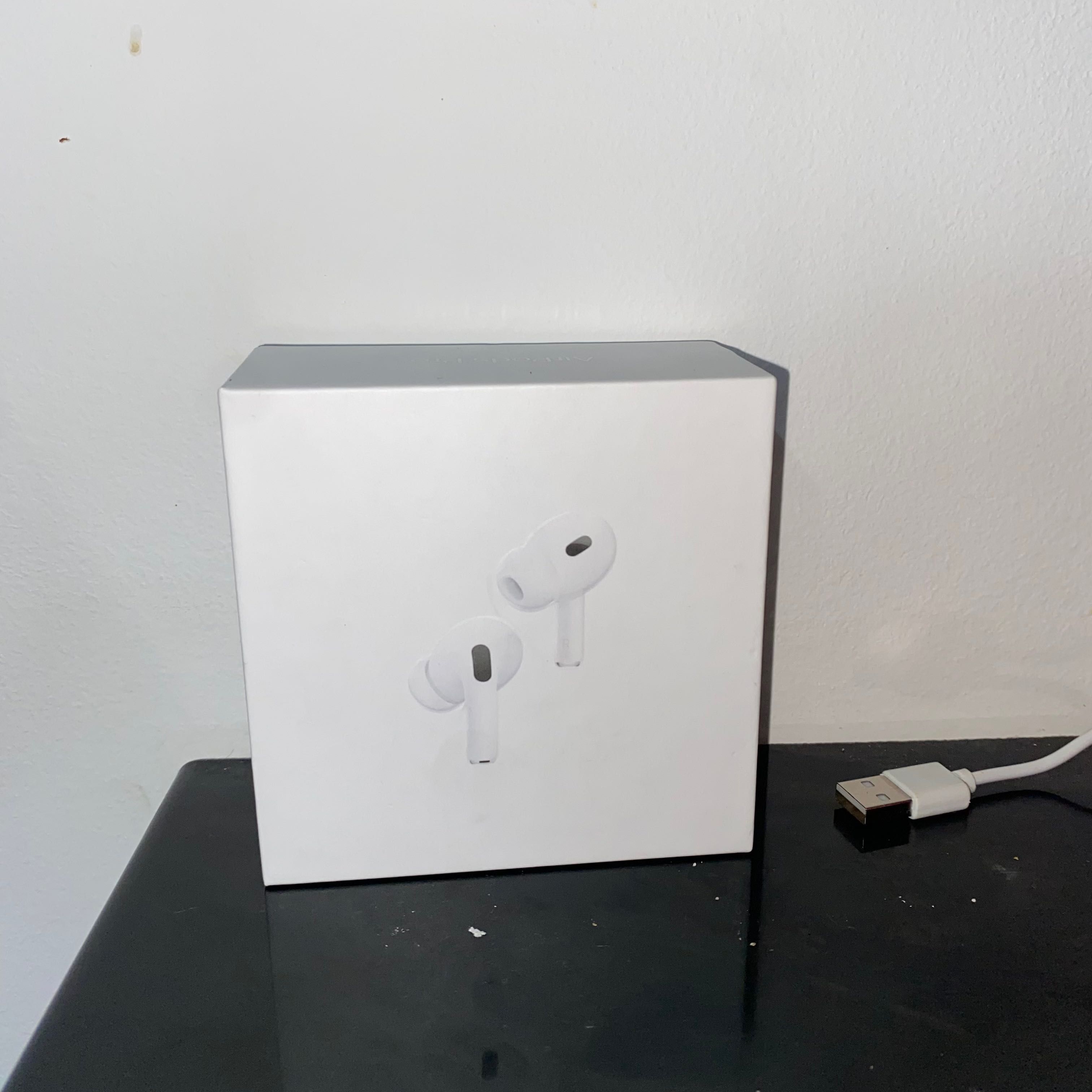 Air Pods 2 Pro noi