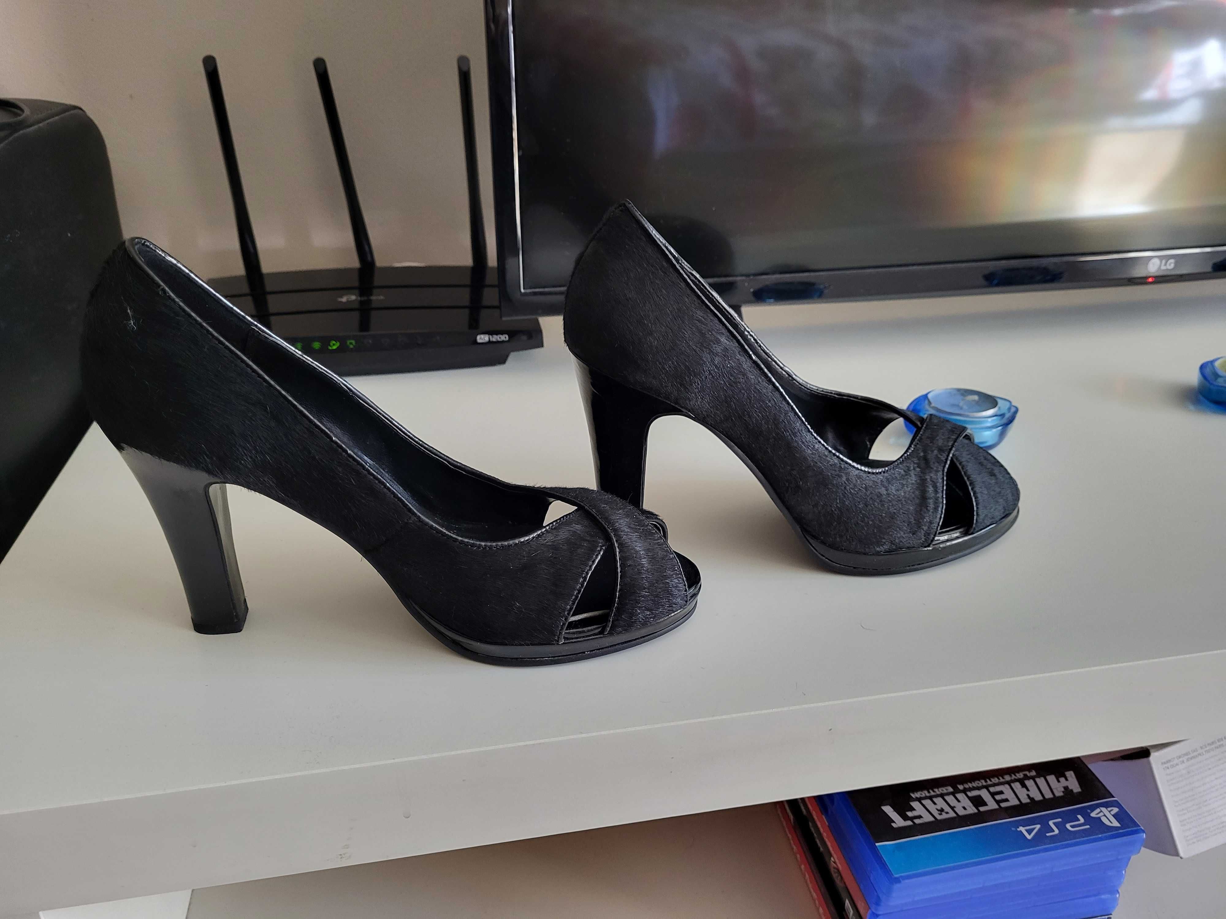 Обувки,черен велур,10 см. ток