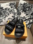 Slapi LOUIS VUITTON, Calitate Premium, Icarus brands