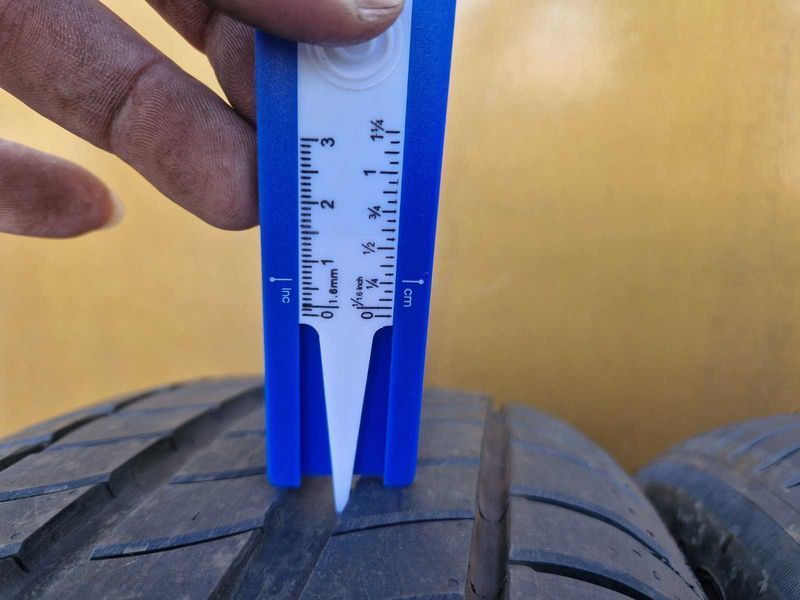 4 Michelin R19 205/55
летни гуми
DOT0120