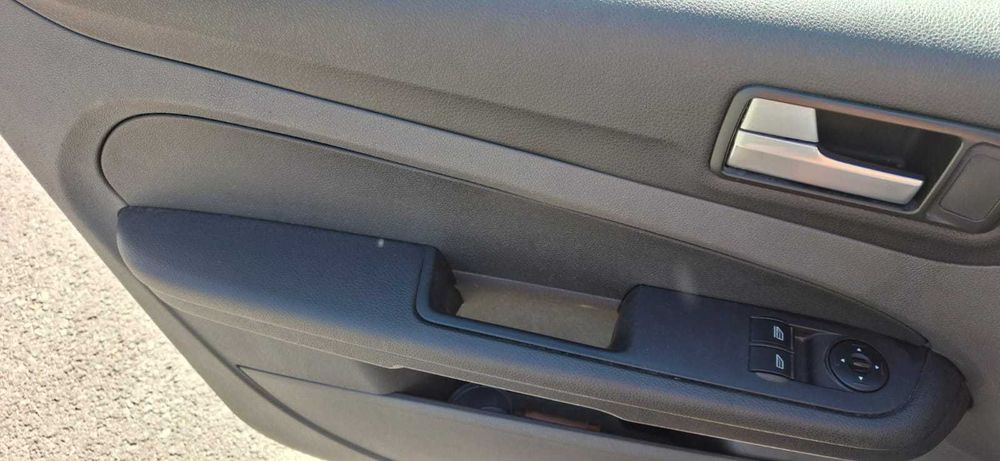 Masina De Vanzare   FORD FOCUS