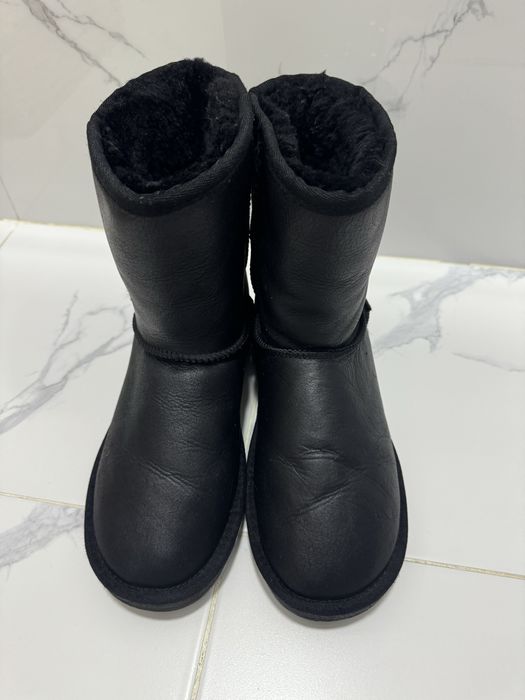 Уги натуральная кожа