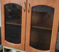 Продам кухонный шкафчик со стеклянными дверцами
