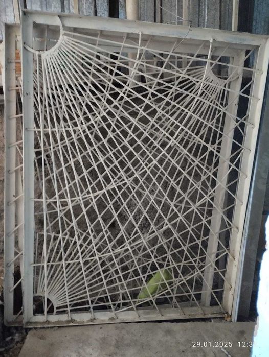 Продам четыре решетки