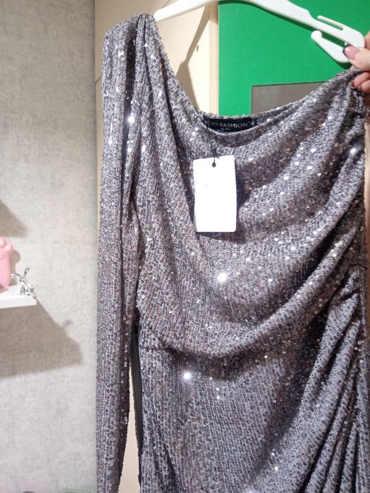 Платье новое красивое