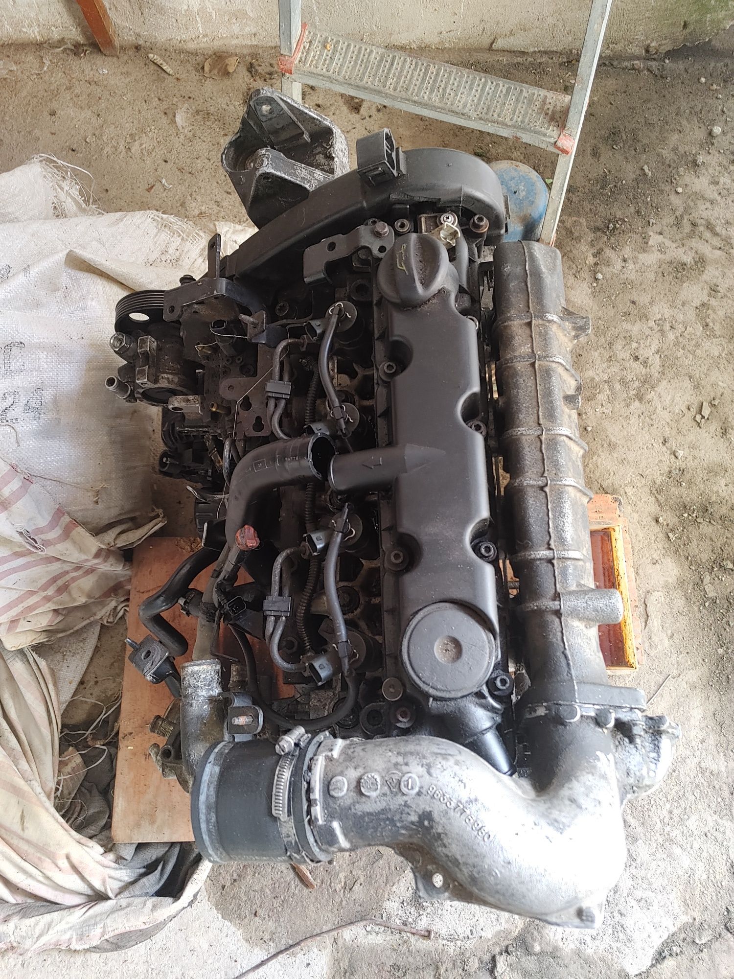 Двигател PEUGEOT / 2000 / 2.0 HDI / 90K.C