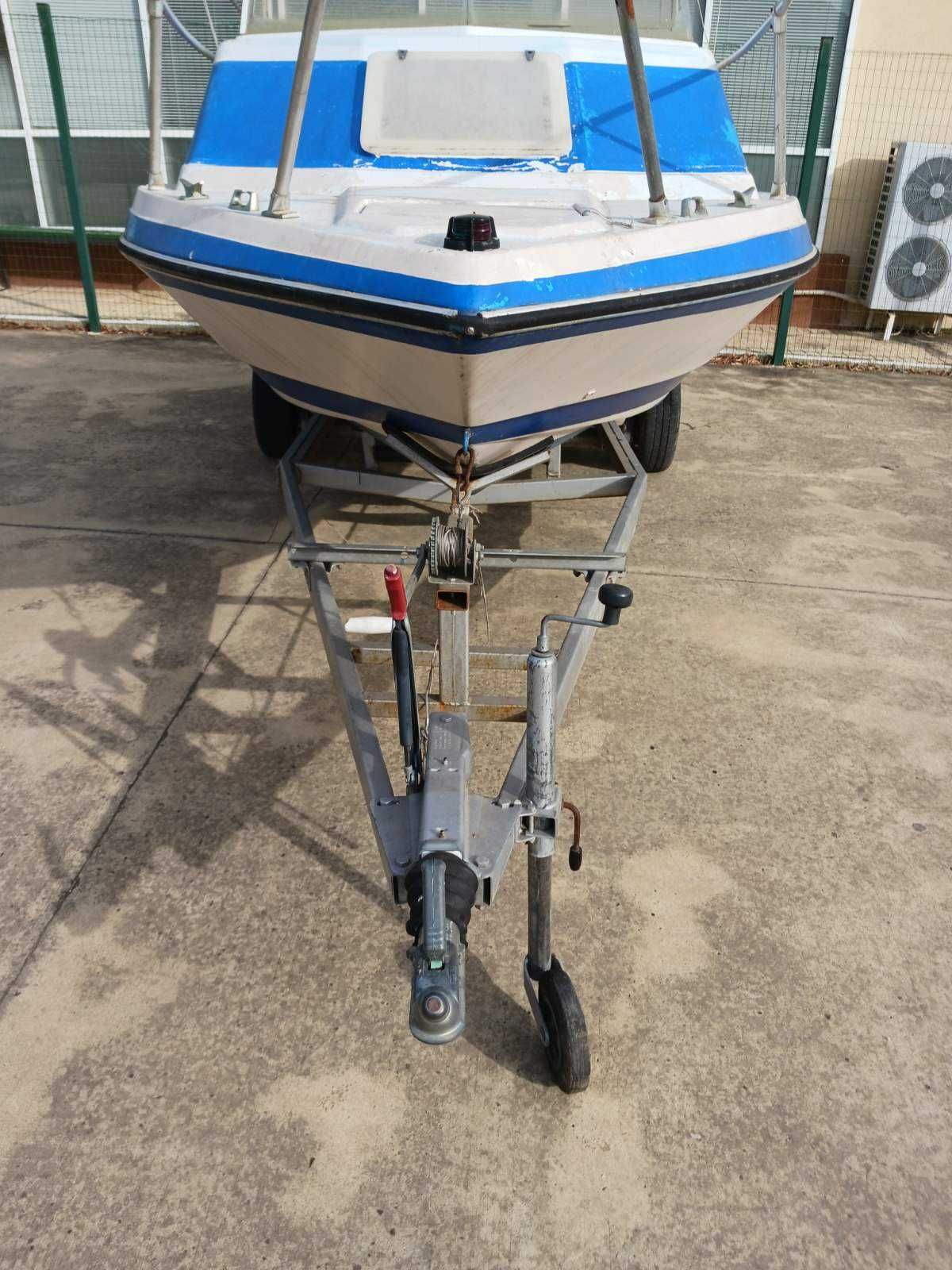 Лодка Glastron - MiniDay III 500
