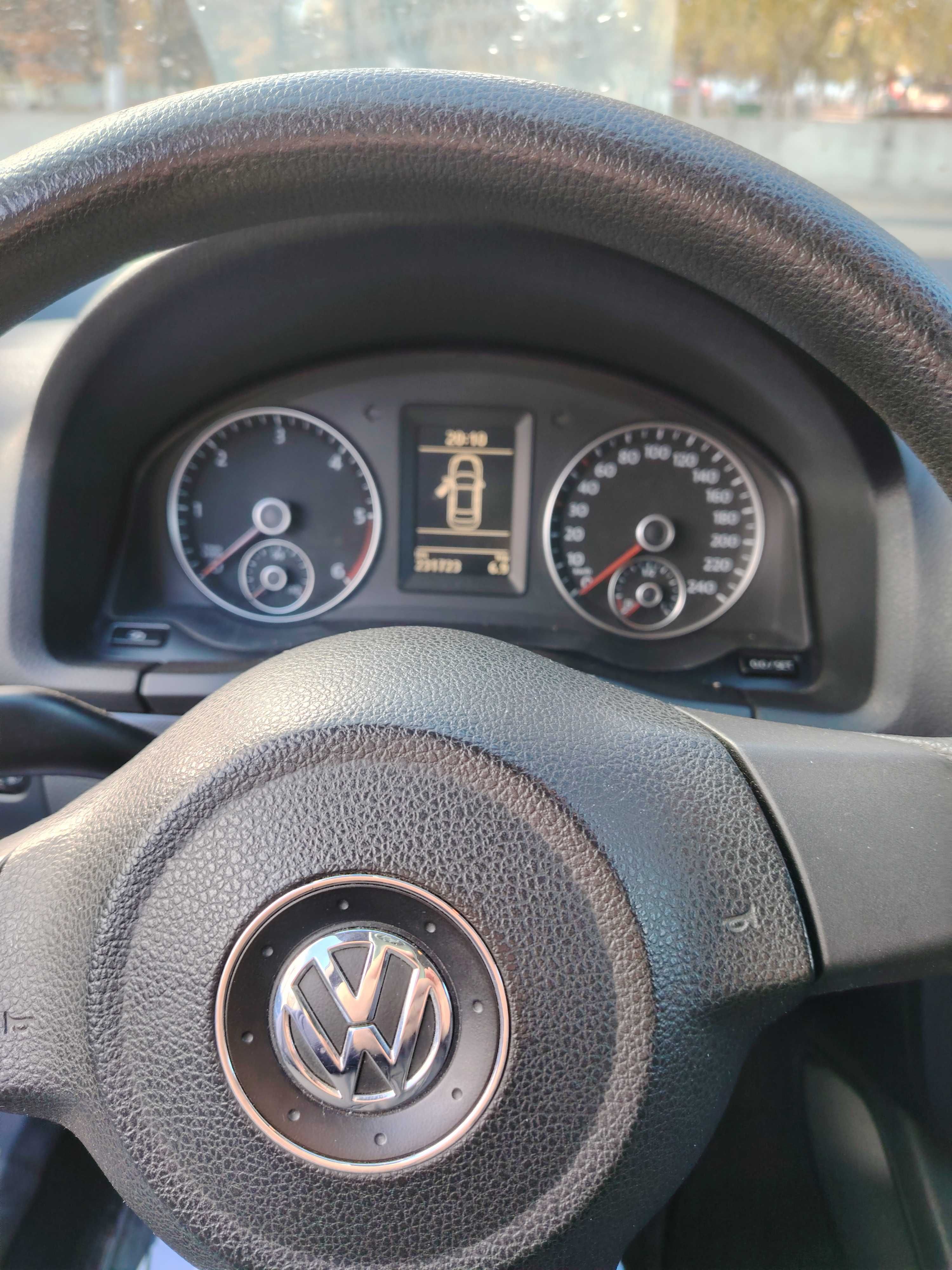 vw Jetta vând sau schimb
