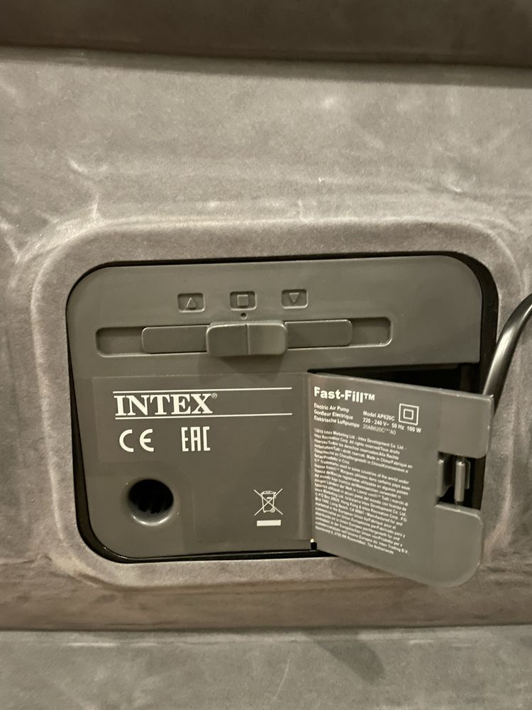 Надуваем дюшек INTEX