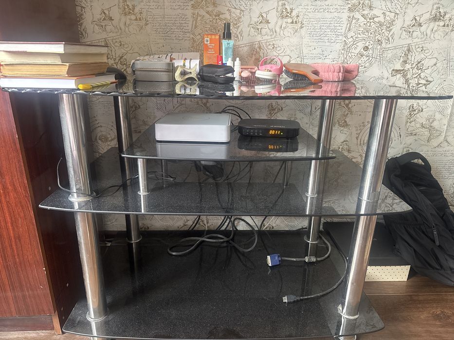 Подставка для телевизора